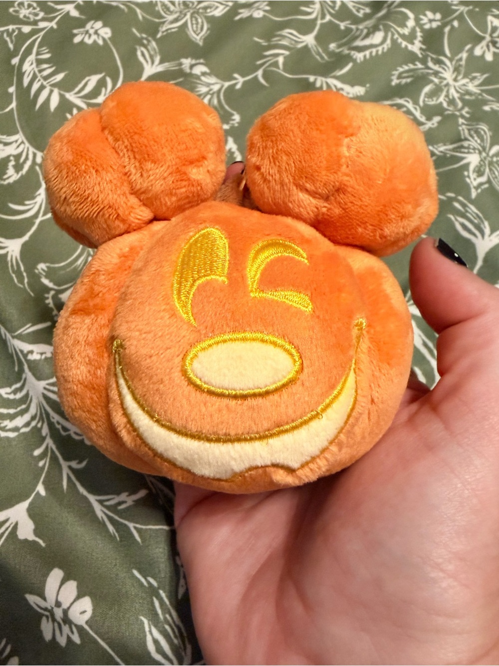 Disney Halloween Mickey pumpkin bag charm - Small Shop After All - Picture 2 of 5
